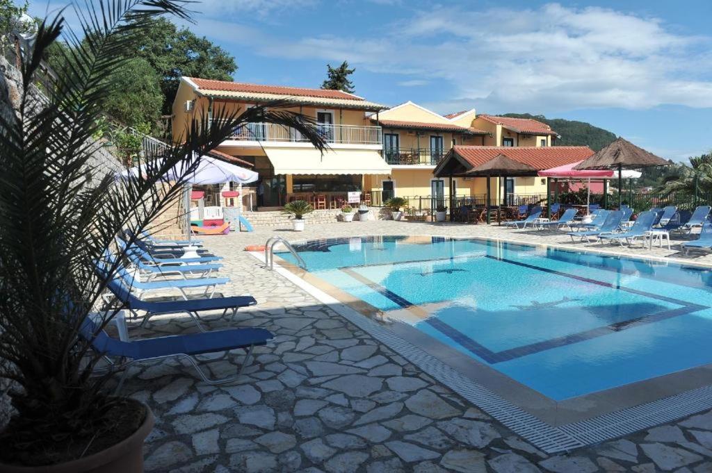 Kerkyra & Apart Otel 3*